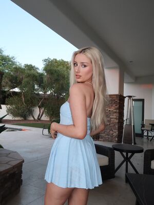 Izzy Rae