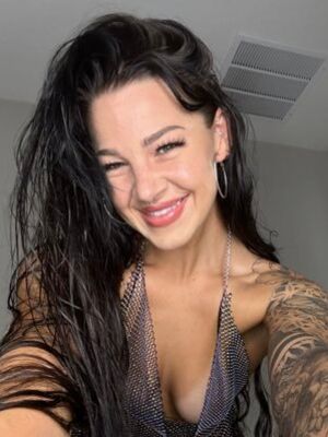 Evelin Stone