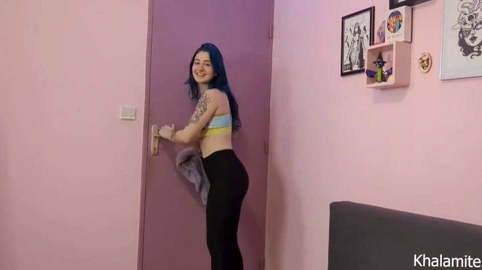 Khalamite Sex Tape She Invites A Friend Over For Sex